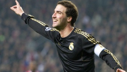 【华体会入口】从边缘到巅峰，前快船弃将发展联盟进步幅度惊人，统治级表现引轰动