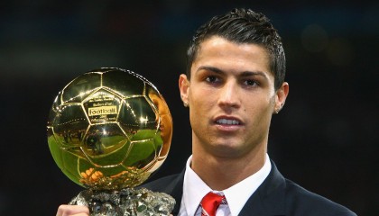 华体会下载：FIFA陷版税争议，Waka Waka收益去向不透明遭乐队质疑