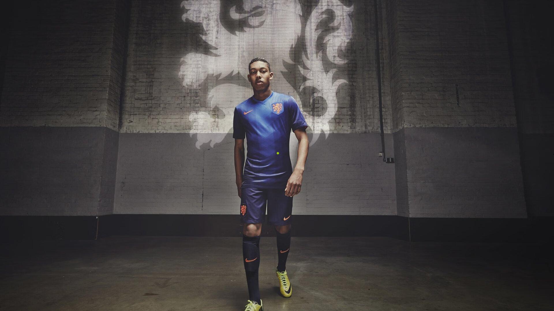 梅西领军挺进美职联八强 赛后温情现身训练场为子助威